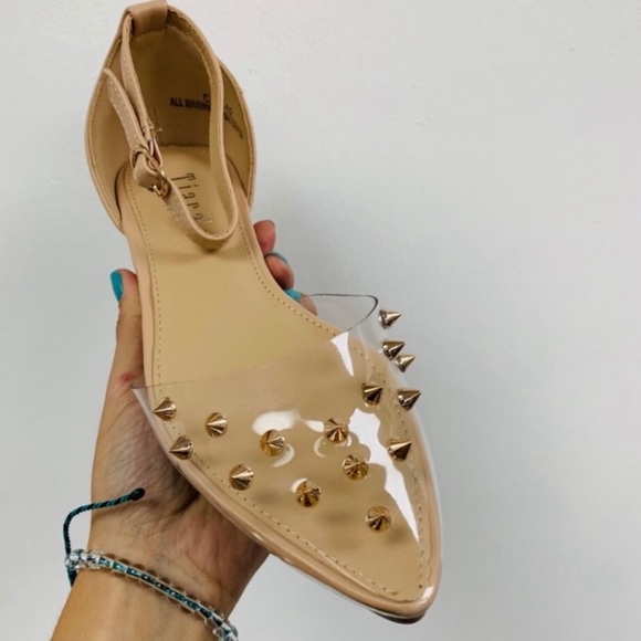 Shoes - NWT Chic Nude & Clear Flats With Studs